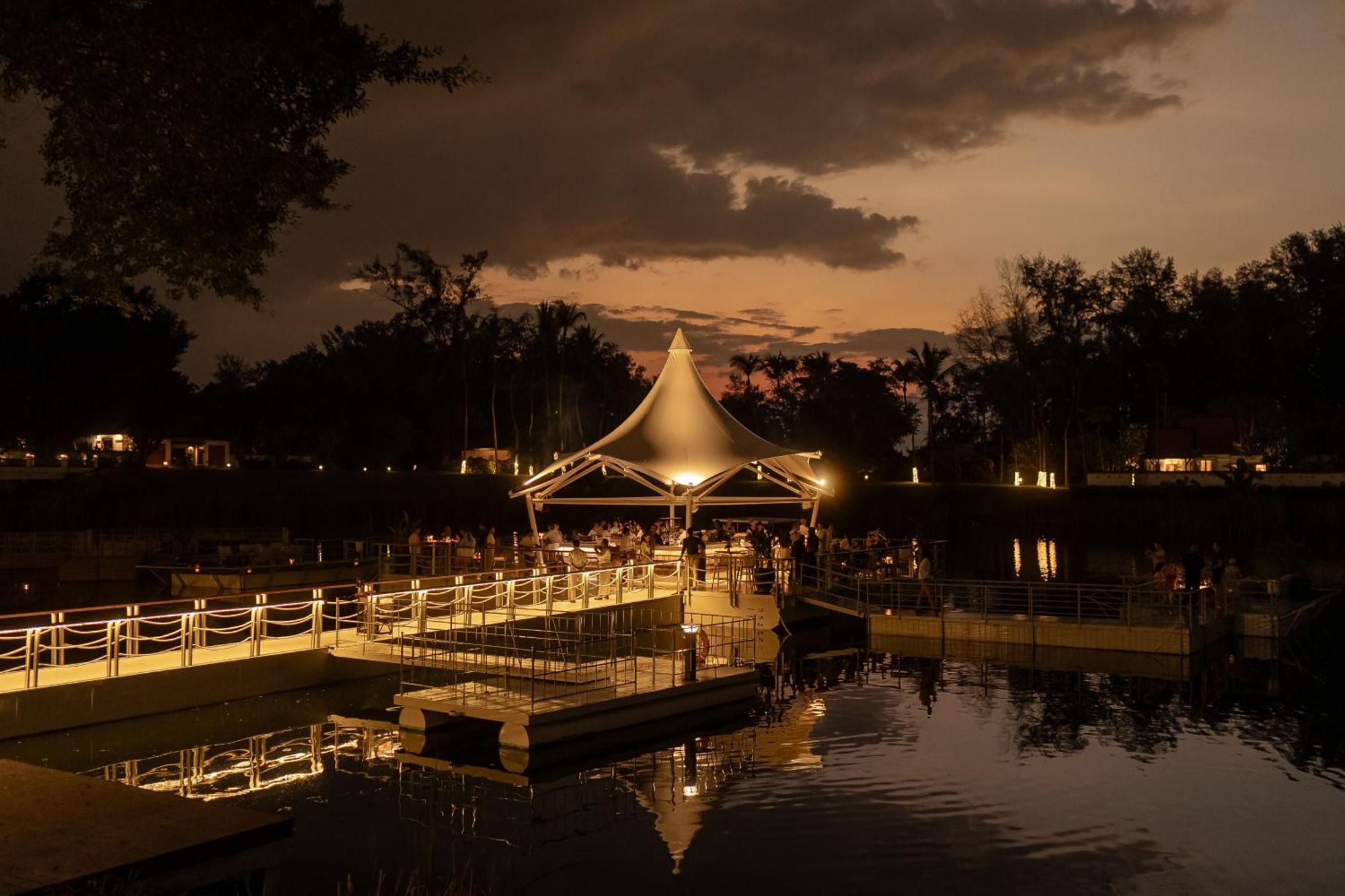 Banyan Tree Phuket - SHA Extra Plus Pantai Bang Tao Bagian luar foto
